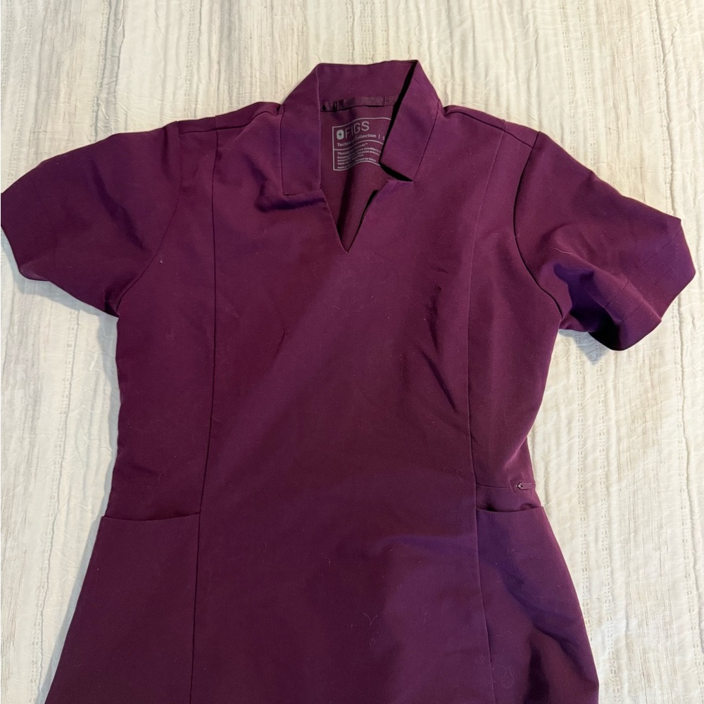 FIGS Women's Purple Top S
